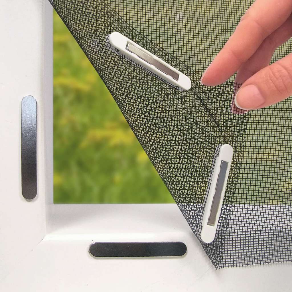 Mosquitera magnética Hoberg sin taladrar por 11,90€ en Amazon, con un 55% de descuento