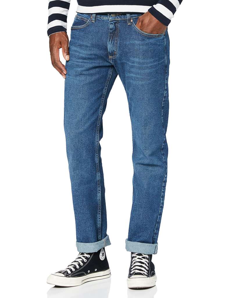 Los vaqueros Lee Legendary Slim para hombre bajan a 24,99€ y vuelven al radar del armario diario